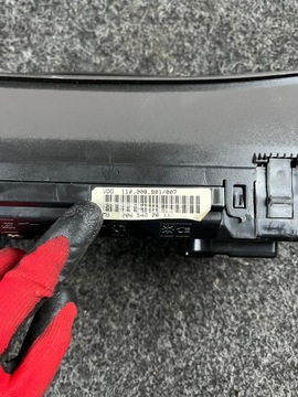 MERCEDES CLK W208 PŘÍSTROJOVÁ DESKA BUDÍKY 2.0 KOMPRESOR 2085402611