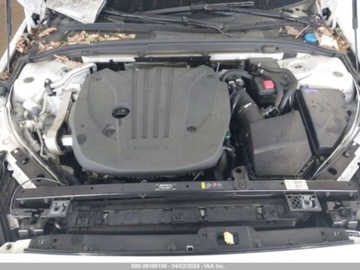 Volvo V60 II  Kombi Facelifting 2.0 B5 250KM 2023 Volvo V60 Cross Country 2023r, B5, 4x4, 2.0L 2.0 Benzyna 250KM, zdjęcie 12