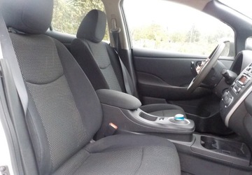 Nissan Leaf I Hatchback 5d Facelifting Elektryczny 109KM 2016 Nissan Leaf Okazja Elektryczny 109KM, zdjęcie 17