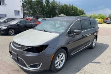 Chrysler Pacifica II 2017 Chrysler Pacifica 2017 Chrysler Pacifica - W POLSCE, po oplatach i akcyzie, zdjęcie 5