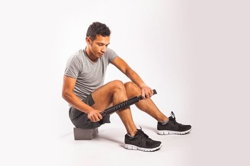 TRIGGER POINT RĘCZNY PIANKOWY ROLLER DO MASAŻU