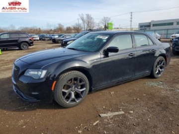 Chrysler 300C II 2020 Chrysler 300 Touring 2020 3.6 Benzyna 292KM