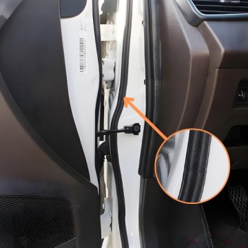 САМОКЛЕЯЩИЙСЯ ДВЕРНОЙ УПЛОТНИТЕЛЬ ДЛЯ УПЛОТНЕНИЯ КРАЯ КРЫШКИ АВТОМОБИЛЯ