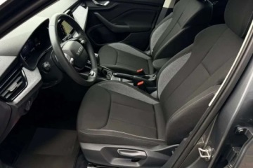 Skoda Kamiq Crossover Facelifting 1.5 TSI 150KM 2026 Skoda Kamiq Selection 150KM 1.5 TSI Duzy Rabat Polski Salon Apple CarPl, zdjęcie 35