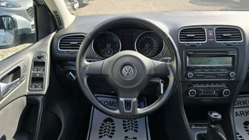 Volkswagen Golf VI Hatchback 5d 1.6 TDI-CR DPF 105KM 2009 Volkswagen Golf 2xPDC, AC auto, zdjęcie 11