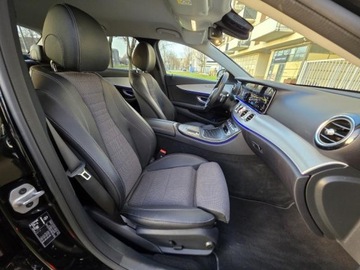 Mercedes Klasa E W213 Coupe Facelifting 2.0 E220d 194KM 2023 MERCEDES Salon PL, Serwisowany, E220D, 4-MATIC, Avantgarde, Bezwypadkowy, zdjęcie 35