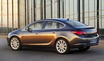 Полоски вокруг боковых стекол Opel ASTRA 4 IV J SEDAN