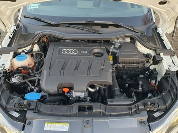 Audi A1 I 2010 Audi A1 3-drzwiowe 1.6tdi 110KM Edition One, zdjęcie 13