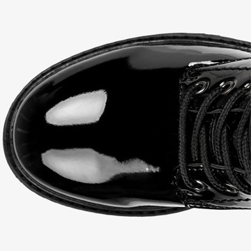 КРАСКИ БОТИЛЬОНЫ ДЛЯ ДЕВОЧЕК, ИЗОЛИРОВАННЫЕ БОТИЛЬНИКИ 32