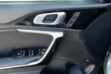 Kia XCeed Crossover 1.6 CRDi MHEV 136KM 2022 Kia XCeed PLATINUM skóra FUL LED nawi KAMERY, zdjęcie 15