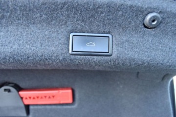 Volkswagen Passat B8 Limousine 2.0 TDI BlueMotion SCR 190KM 2019 Volkswagen Passat SalonPL 190KM DSG TDI HighlineSkoraACCNavi18Business ASO, zdjęcie 37