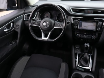 Nissan Qashqai II Crossover Facelifting 1.6 dCi 130KM 2018 Nissan Qashqai 1.6 dCi, Salon Polska, Serwis ASO, zdjęcie 6