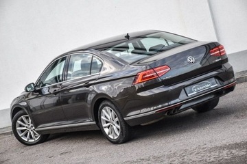 Volkswagen Passat B8 Limousine 1.8 TSI BlueMotion Technology 180KM 2016 Volkswagen Passat 1.8TSI 180KM HIGHLINE LED Navi Kamera Gwarancja 12m-cy A, zdjęcie 8
