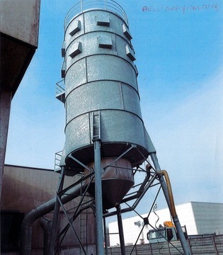 Silos na trociny 1/24