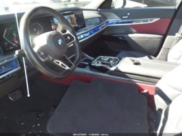 BMW Seria 7 G70 2024 BMW Seria 7 740i, 2024r., 3.0L 3.0 Benzyna 375KM, zdjęcie 8