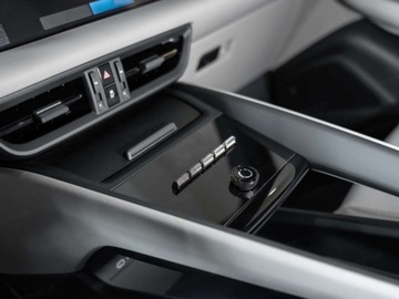 Porsche Macan 2025 PORSCHE Macan Turbo Suv (584KM) 2025, zdjęcie 12