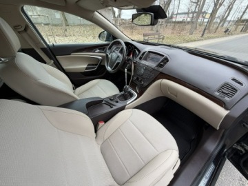 Opel Insignia I Hatchback 2.0 CDTI ECOTEC 160KM 2010 Opel Insignia Cosmo 2.0 CDTI 160KM Navi Alu 19'', zdjęcie 31