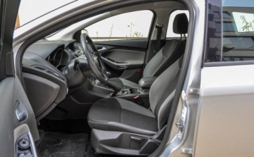 Ford Focus III Kombi Facelifting 1.6 TDCi 115KM 2014 Ford Focus 1,6TDCI 2014 r. Salon PL 1.6 Diesel 115KM, zdjęcie 6