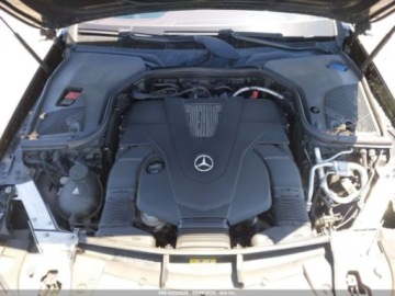 Mercedes Klasa E W213 2018 Mercedes-Benz Klasa E 2018 MERCEDES-BENZ E 400 3.0 Benzyna 329KM, zdjęcie 14