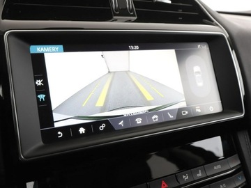 Jaguar F-Pace SUV 2.0 i4D 180KM 2018 Jaguar F-PACE 20d Automat AWD Prestige Navi, zdjęcie 24