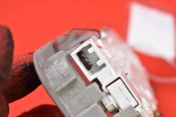 LAMPA OSVĚTLENÍ INTERIÉR ZADNÍ TOYOTA AVENSIS T27 10R