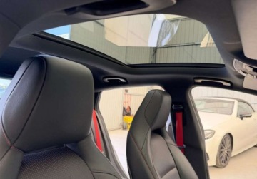 Mercedes CLA C117 Shooting Brake Facelifting AMG 2.0 45 AMG 381KM 2017 Mercedes-Benz CLA 4x4 CLA AMG 45 2.0 Benz 381 KM Salon PL 56.000 km Wars, zdjęcie 11