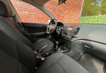 Hyundai i30 I Hatchback 1.4 109KM 2010 Hyundai i30 Klima Niski przebieg Isofix Gwarancja w cenie Warszawa VKAF, zdjęcie 8