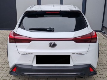 Lexus UX Crossover Facelifting 2.0 300h 199KM 2025 Od ręki - 300h F Sport Design 2.0 Hybrid Dynamic Force 199KM | Martwe pole!, zdjęcie 3