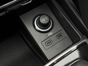 Skoda Karoq Crossover Facelifting 1.5 TSI ACT 150KM 2024 Skoda Karoq tempomat, pakiet winter, czujniki parkowania 1.5 Benzyna 150KM, zdjęcie 34