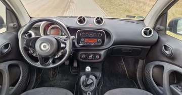 Smart Fortwo III Coupe 1.0 61KM 2017 Smart Fortwo Vat23 1.0i LED DRL Klima Manual Tempomat Benzyna 61KM, zdjęcie 4