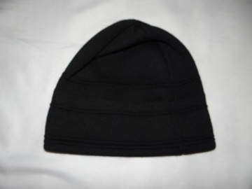 ПРОХЛАДНАЯ ШЕРСТЯНАЯ ЗИМНЯЯ ШАПКА