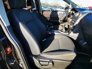 Nissan Qashqai I 2007 NISSAN QASHQAI 1.5 dCi 125KM, Manualna skrzynia , Automatyczna klimatyzacja, zdjęcie 4