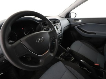 Hyundai i20 II 2016 Hyundai i20 klima niski przebieg ks.serwisowa, zdjęcie 13