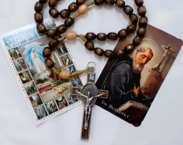МЕГА большие четки Св. Бенедикт, деревянный крест на веревке, медальон IHS 7 см.