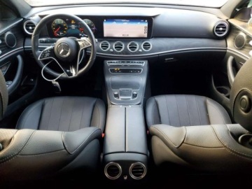 Mercedes Klasa E W214 2023 Mercedes-Benz Klasa E 350 2023 2.0l 2.0 Benzyna 255KM, zdjęcie 8