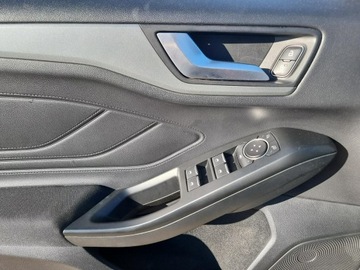 Ford Focus III Kombi Facelifting 1.5 TDCi 95KM 2018 Ford Focus 1.5 EcoBlue Trend Kombi. WX4508A, zdjęcie 18