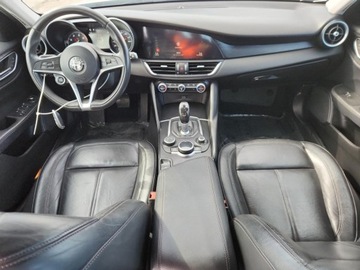 Alfa Romeo Giulia II Sedan 2.0 TBi 280KM 2017 Alfa Romeo Giulia Q4 2017 2.0 Benzyna 280KM, zdjęcie 1