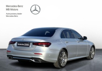 Mercedes Klasa E W213 Limuzyna Plug-in Facelifting 2.0 300e 320KM 2020 Mercedes-Benz Klasa E Salon PL AMG Line Kamera CarPlay Android Multibeam P, zdjęcie 4