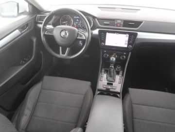 Skoda Superb III Kombi 2.0 TSI 220KM 2017 Skoda Superb 2.0 TSI, Salon Polska, Automat, zdjęcie 6