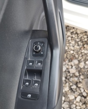 Volkswagen Polo VI Hatchback 5d 1.6 TDI 95KM 2018 Volkswagen Polo VW Polo 1.6 tdi stan bdb klima navi 2x pdc gwarancja przeb, zdjęcie 27