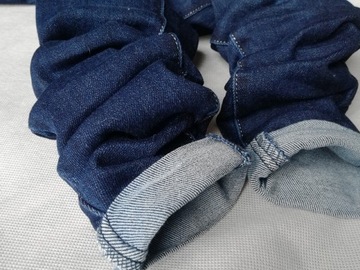 SPODNIE WYSZCZUPLAJĄCE WYSOKI STAN JEANS PUSH UP