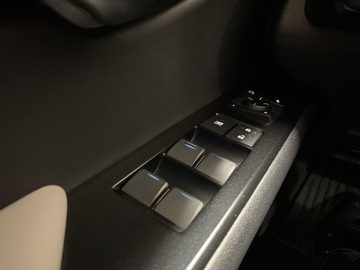 Lexus UX Crossover Facelifting 2.0 250h 184KM 2023 Lexus UX 250h GPF F Sport Design 2WD Lexus UX 250h, zdjęcie 21