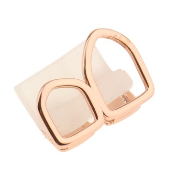 Откройте две собачьи шапки Masquerade Rose Gold.