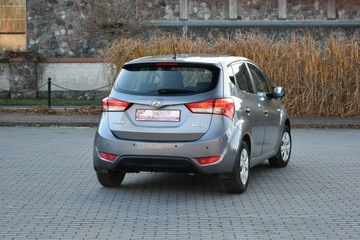 Hyundai ix20 Mikrovan 1.4 CVVT 90KM 2011 Hyundai ix20 1.4 90KM 2011r. Klima czujniki, zdjęcie 18
