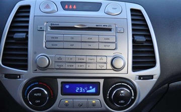 Hyundai i20 I Hatchback 5d 1.2 DOHC 78KM 2012 Hyundai i20 Benzyna 1.2 Klimatyzacja 1.2 Benzyna 78KM, zdjęcie 27