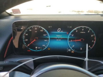 Mercedes GLB 2022 Mercedes-Benz GLB 250 2022 2.0l 2.0 Benzyna 221KM, zdjęcie 9