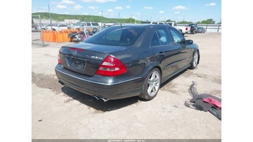 Mercedes Klasa E W212 2013 Mercedes E55 AMG, zdjęcie 3