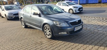 Skoda Octavia II Hatchback Facelifting 1.6 TDI CR DPF 105KM 2009 SKODA OCTAVIA II (1Z5) 1.6 TDI 105 KM, zdjęcie 11