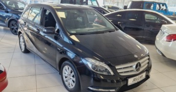 Mercedes Klasa B W246 Sports Tourer 200 CDI BlueEFFICIENCY 136KM 2012 Mercedes-Benz Klasa B B200 CDI 136KM Podgrzewane fotele 1.8 Diesel 136KM, zdjęcie 6
