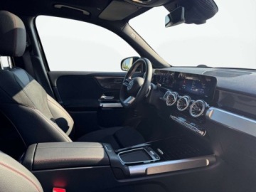 Mercedes GLB SUV 2.0 200d 150KM 2024 Mercedes-Benz GLB GLB 200 d AMG Line Night Package Panorama MULTIBEAM, zdjęcie 14